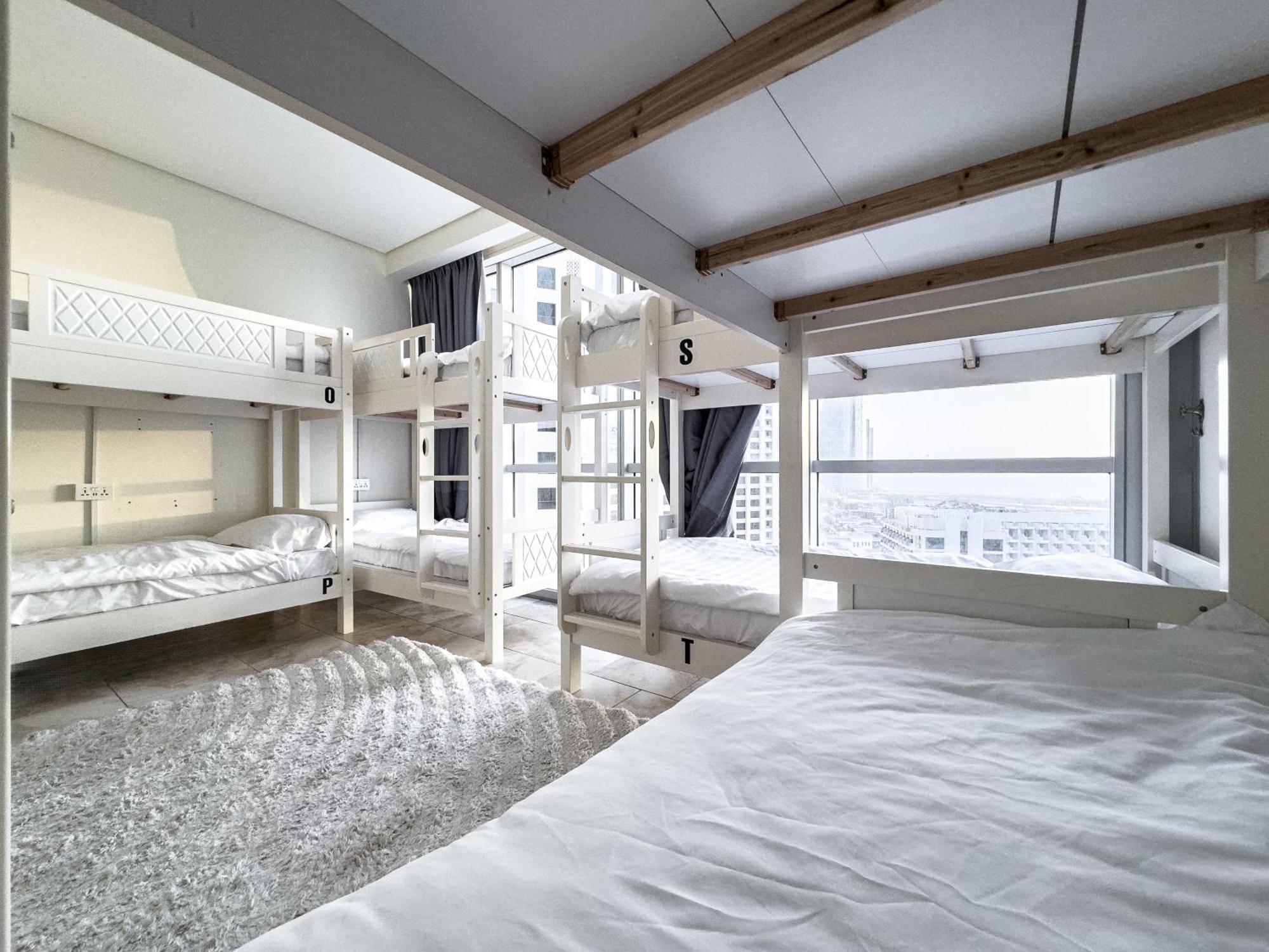 Ar Holiday Home Jbr Dubai Eksteriør bilde
